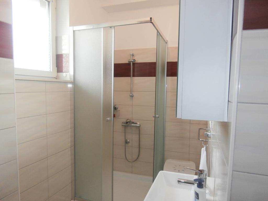Apartment Gabi Labin  Bagian luar foto