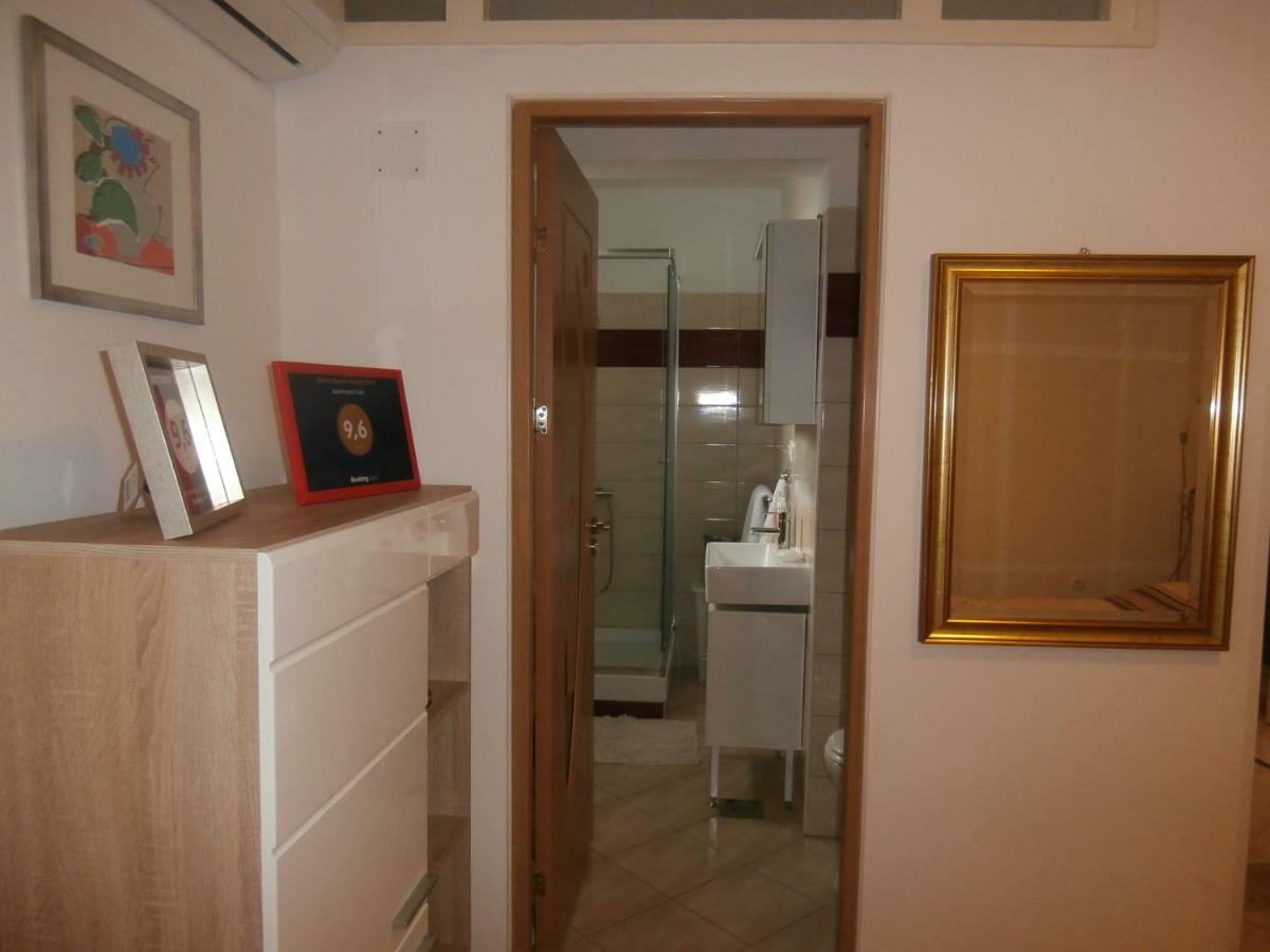 Apartment Gabi Labin  Bagian luar foto
