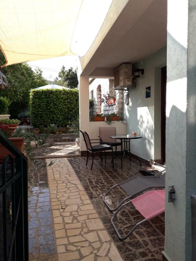 Apartment Gabi Labin  Bagian luar foto